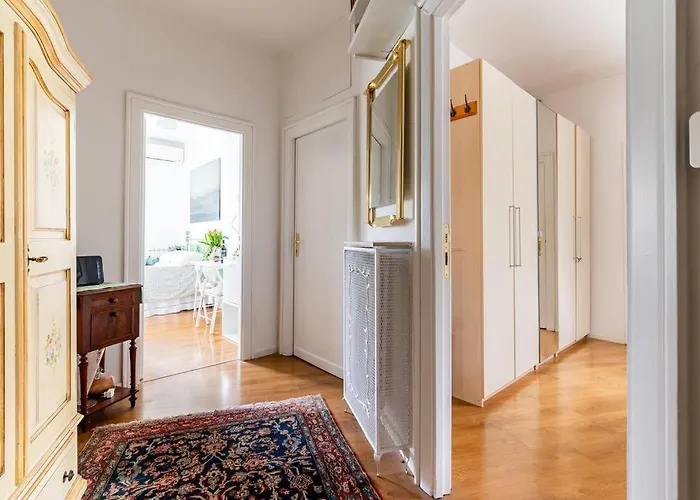 Vatican Almond Tree Penthouse Apartment *